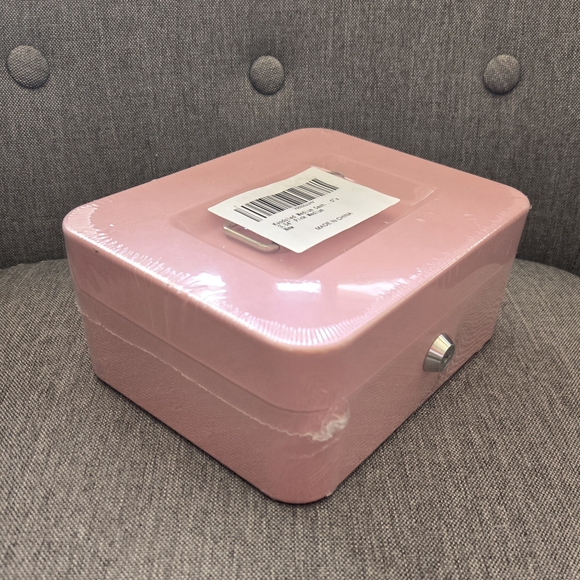 Pink Locking Cash Box with Handle - Picture 4 of 9